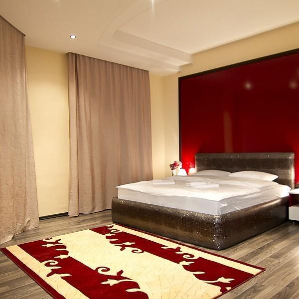 צ'יסינאו Imperial Hotel מראה חיצוני תמונה