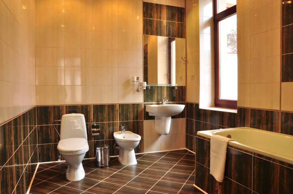 צ'יסינאו Imperial Hotel מראה חיצוני תמונה