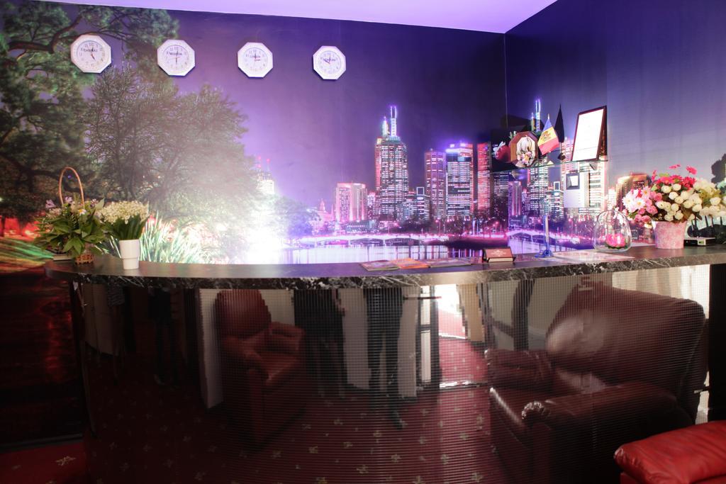 צ'יסינאו Imperial Hotel מסעדה תמונה